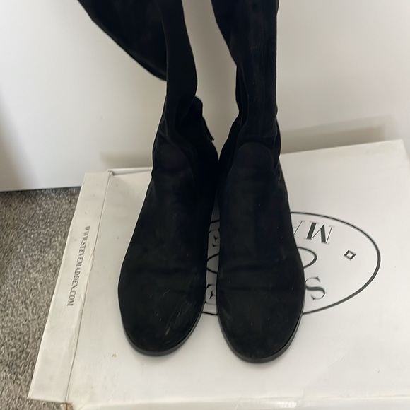 Steve Madden Women’s Odessa Black Suede Over the Knee Flat Boots - Size 7.5 - Picture 4 of 6